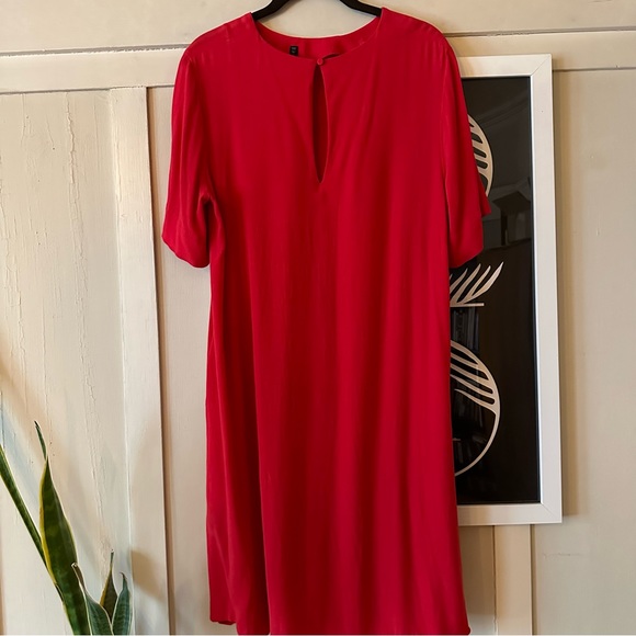 & Other Stories Red Knee Length Dress with Tulip Sleeves size 10 - Picture 2 of 3